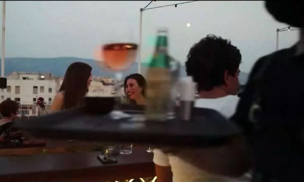 Καφεδάκι, ποτό και φαγητό με επίδειξη πιστοποιητικού εμβολιασμού